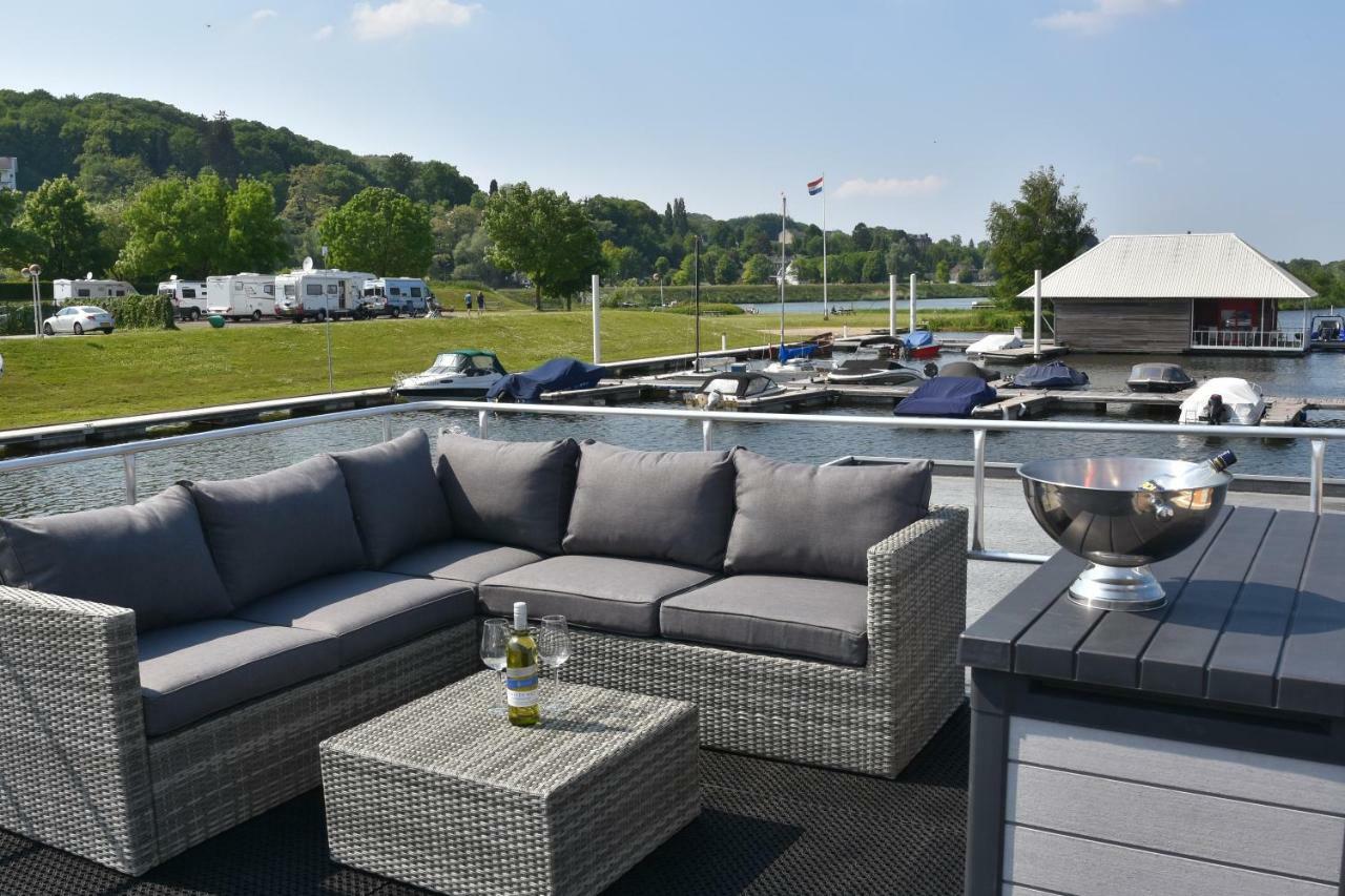 Holiday home Cosy Floating Boatlodge, 